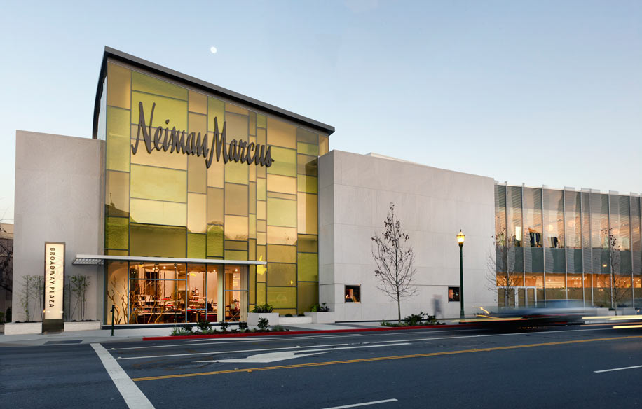 Neiman Marcus, Broadway Plaza, Walnut Creek, Retail Design / Charles Sparks  + Company