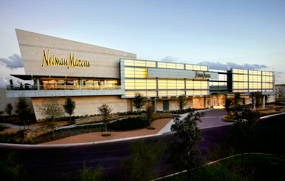 Neiman Marcus, The Shops at La Cantera, San Antonio, Texas / Charles Sparks  + Company